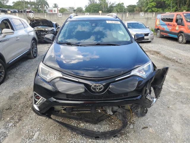 Photo 4 VIN: 2T3ZFREV7JW469050 - TOYOTA RAV4 LE 