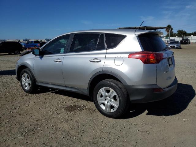 Photo 1 VIN: 2T3ZFREV8FW226497 - TOYOTA RAV4 LE 