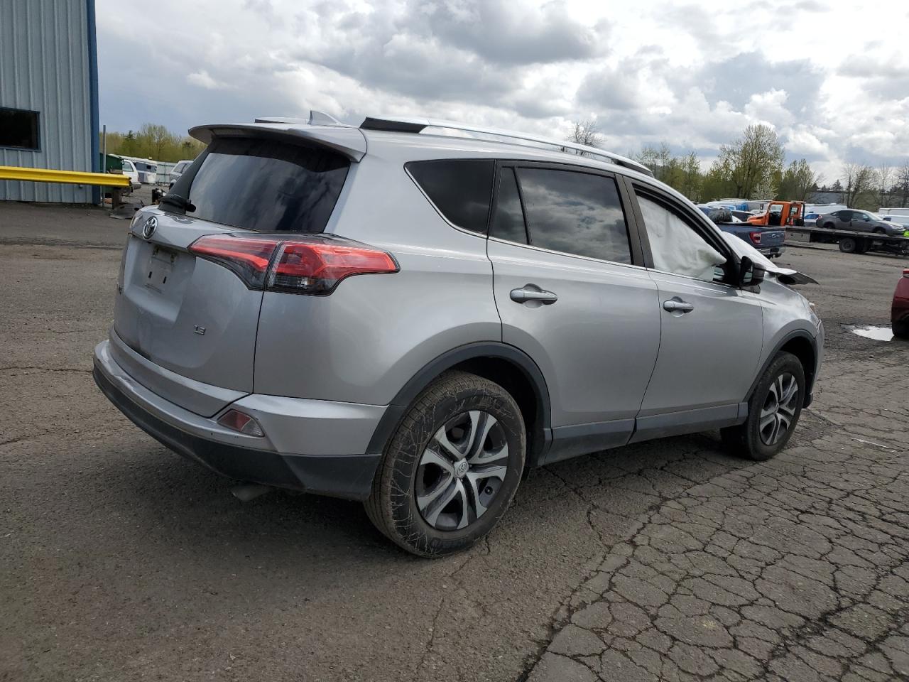 Photo 2 VIN: 2T3ZFREV8GW262563 - TOYOTA RAV 4 