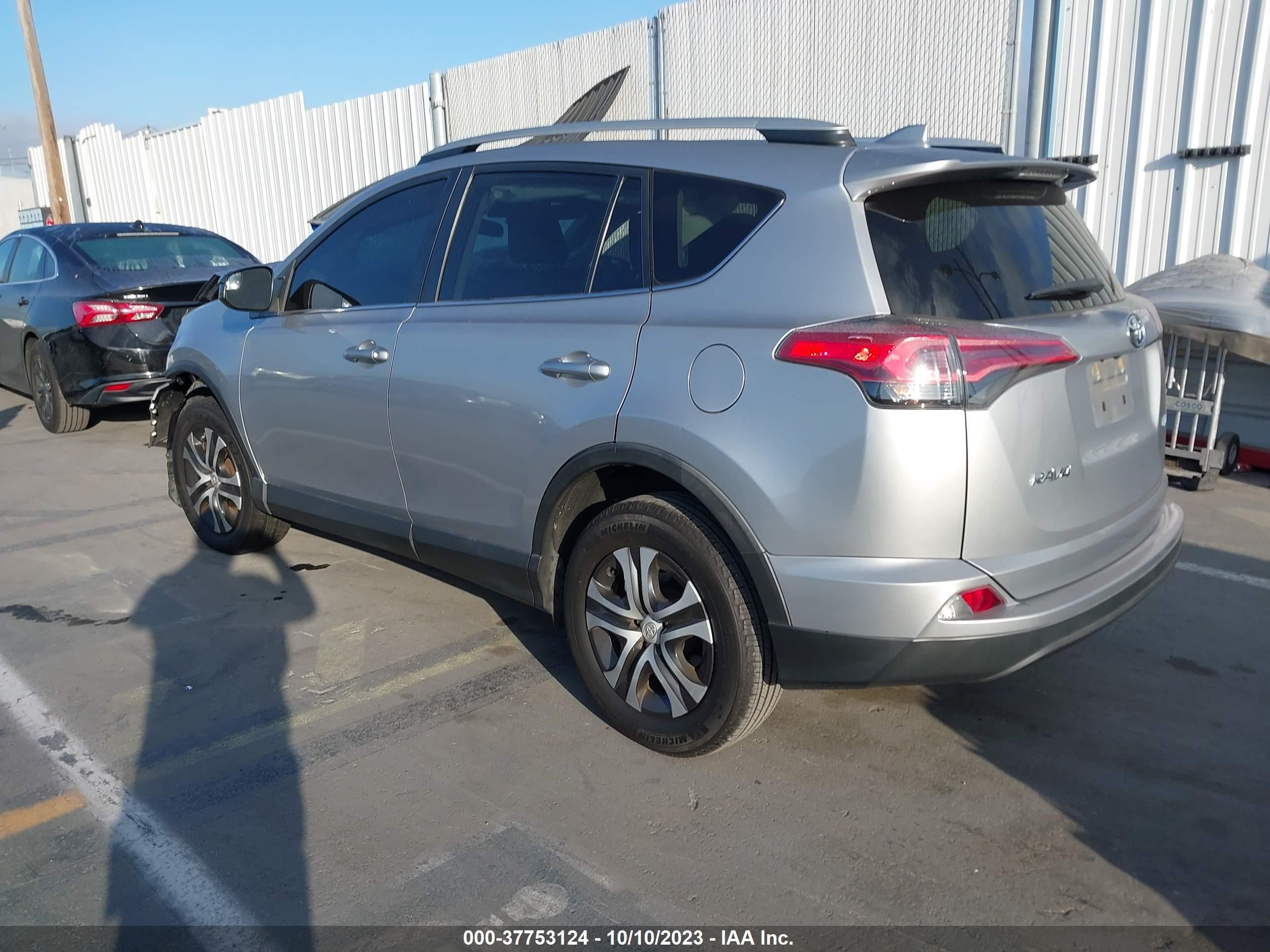 Photo 2 VIN: 2T3ZFREV8GW311664 - TOYOTA RAV 4 