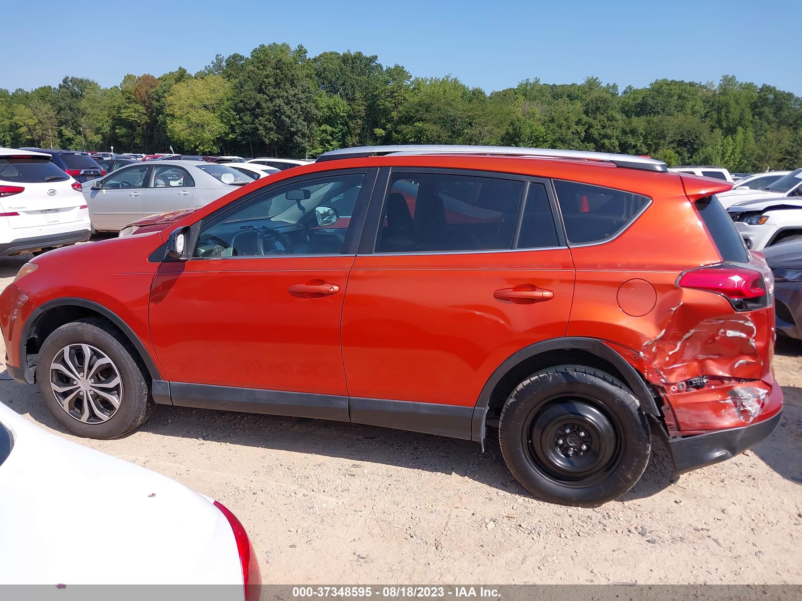 Photo 13 VIN: 2T3ZFREV9GW242323 - TOYOTA RAV 4 