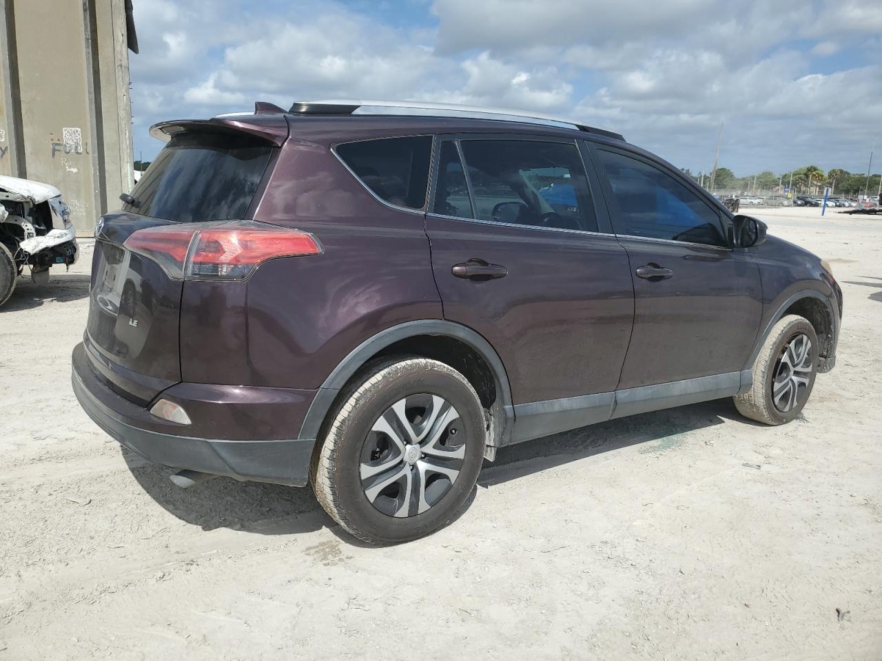 Photo 2 VIN: 2T3ZFREV9GW245707 - TOYOTA RAV 4 