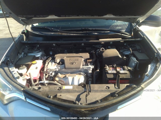 Photo 9 VIN: 2T3ZFREV9HW327986 - TOYOTA RAV4 