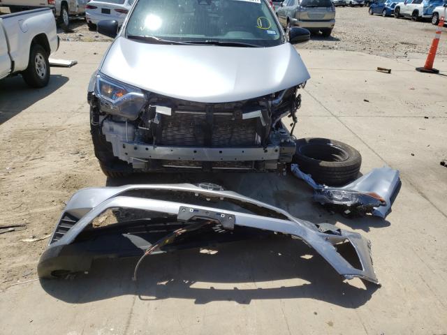 Photo 8 VIN: 2T3ZFREV9HW367954 - TOYOTA RAV4 LE 