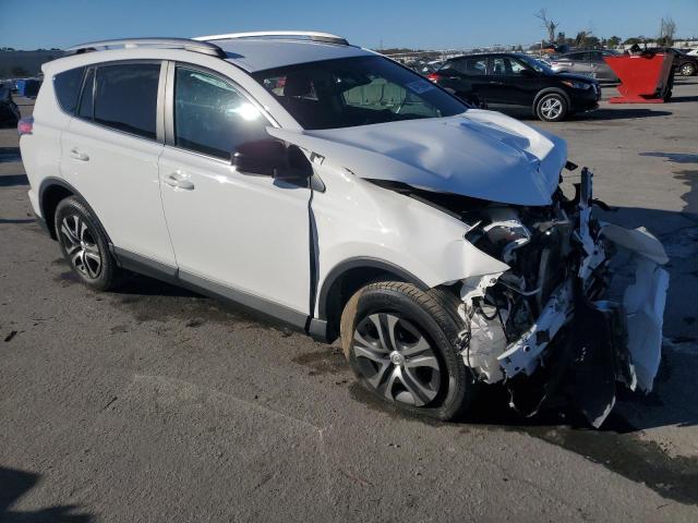 Photo 3 VIN: 2T3ZFREV9JW521441 - TOYOTA RAV4 LE 