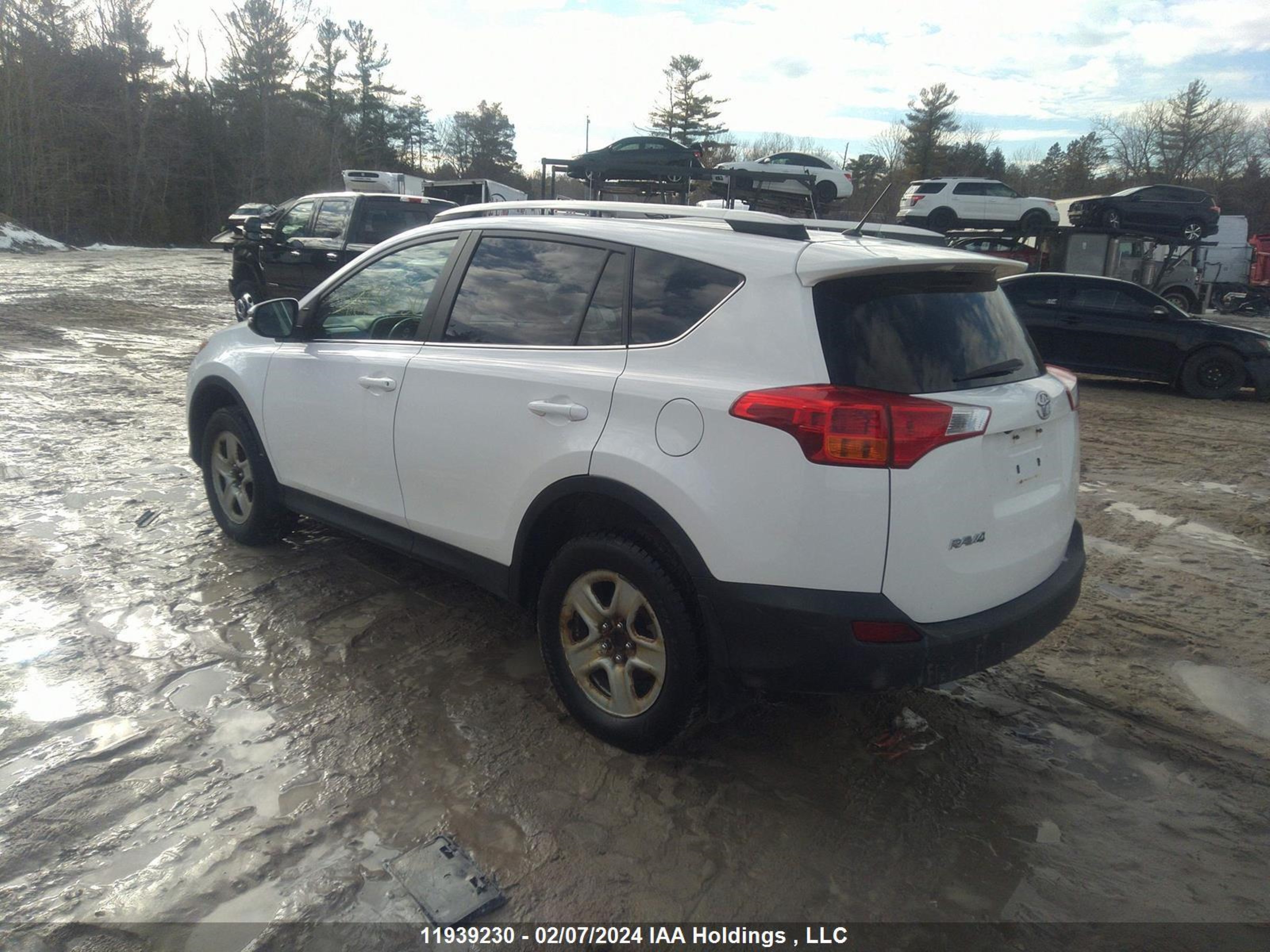 Photo 2 VIN: 2T3ZFREVXEW123130 - TOYOTA RAV 4 