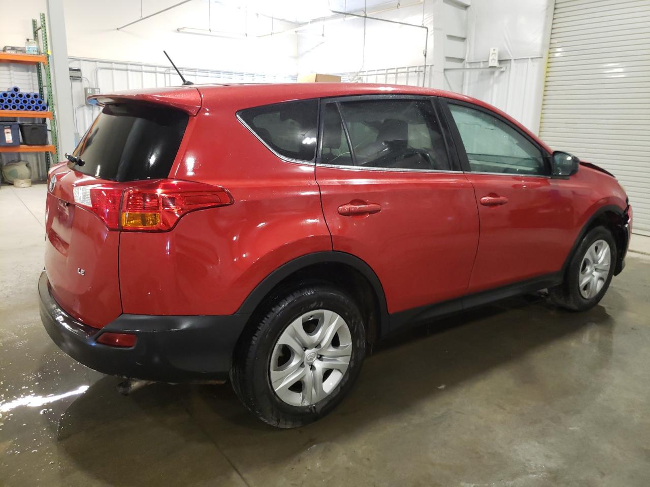 Photo 2 VIN: 2T3ZFREVXFW223312 - TOYOTA RAV 4 