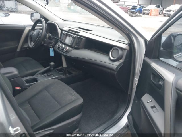 Photo 4 VIN: 2T3ZFREVXGW240757 - TOYOTA RAV4 