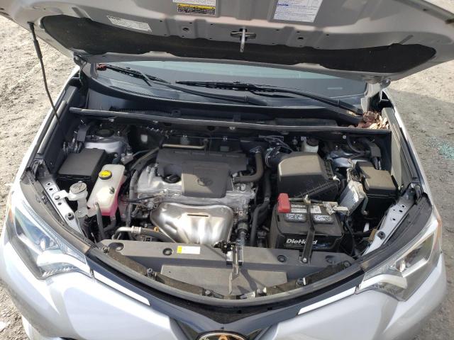 Photo 6 VIN: 2T3ZFREVXJW452520 - TOYOTA RAV4 LE 