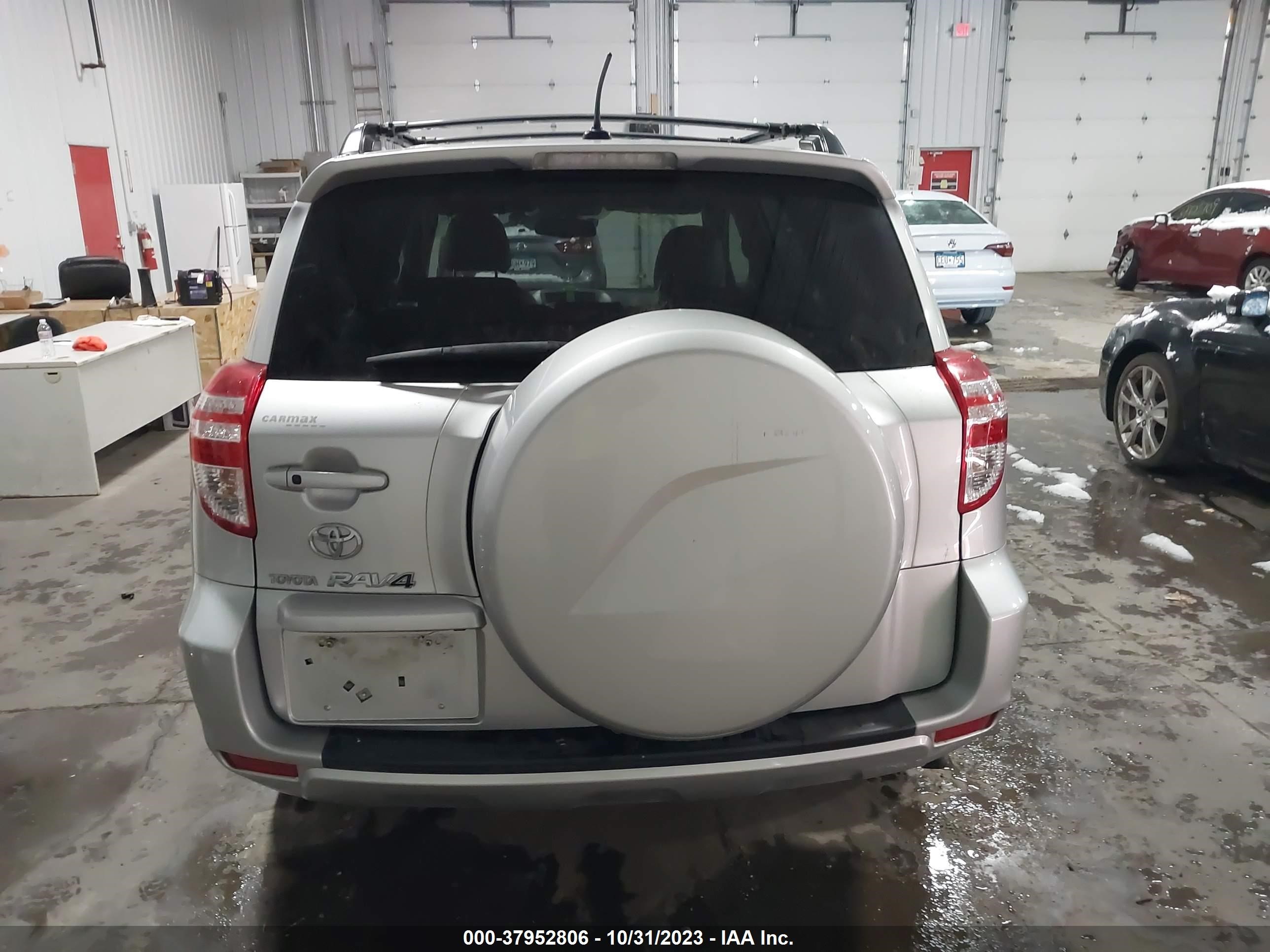 Photo 15 VIN: 2T3ZK31V79W002074 - TOYOTA RAV 4 