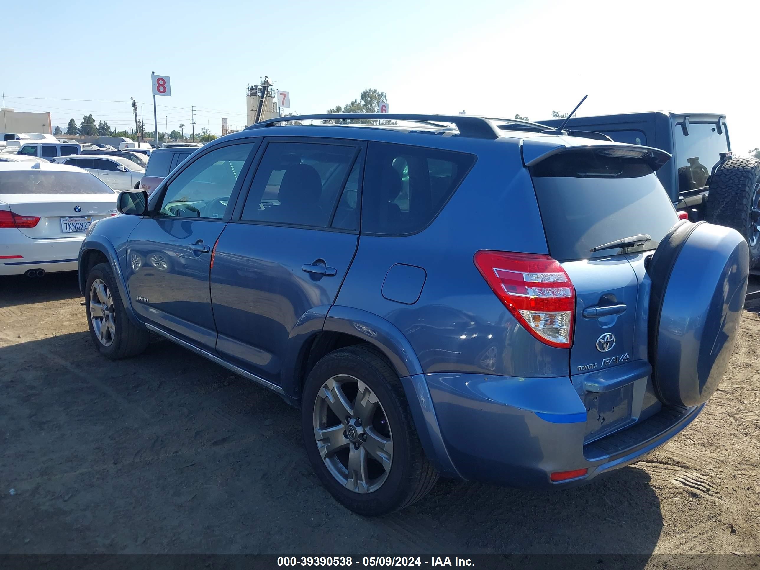 Photo 2 VIN: 2T3ZK32V99W003192 - TOYOTA RAV 4 