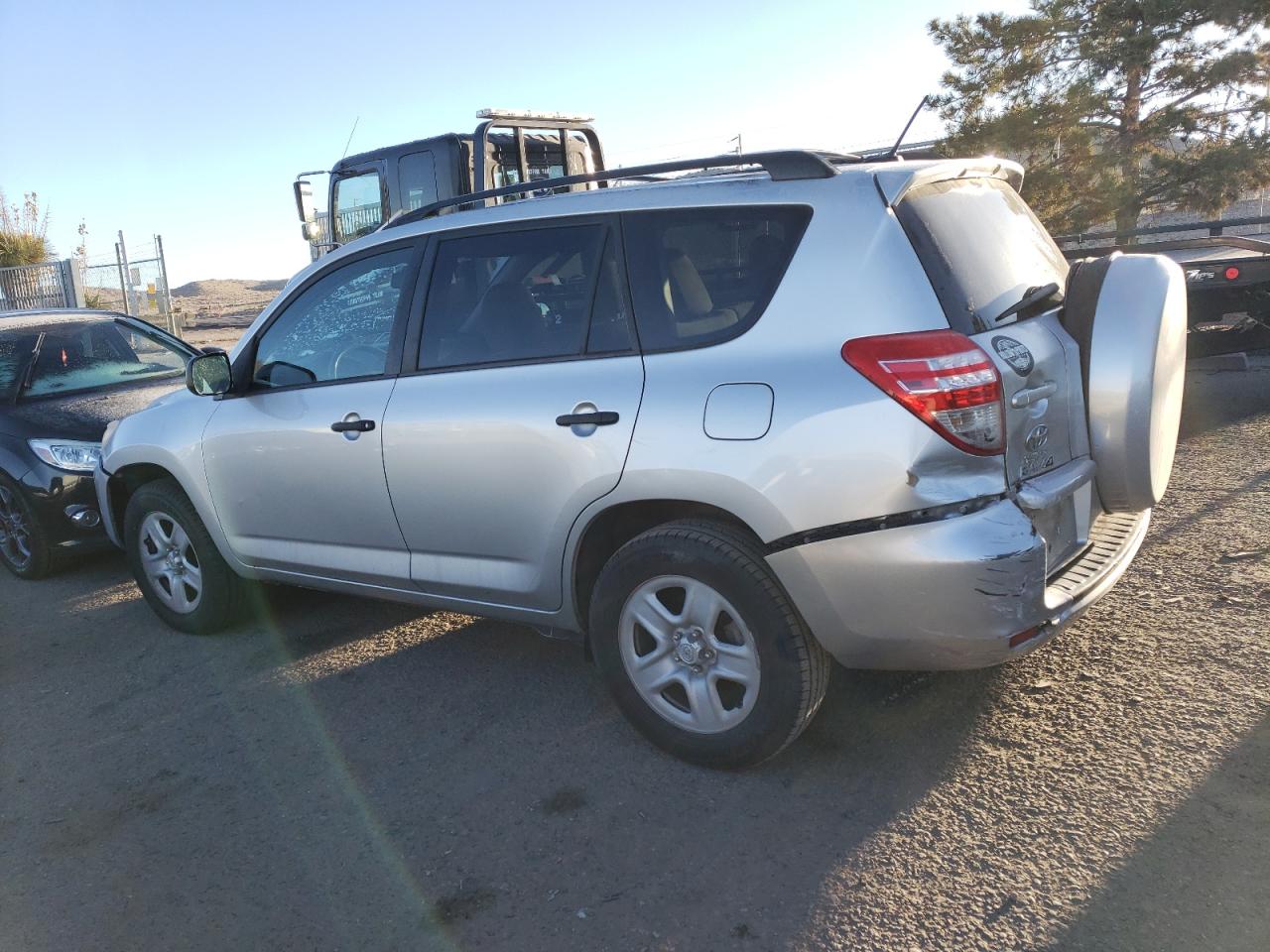 Photo 1 VIN: 2T3ZK4DV4CW017799 - TOYOTA RAV 4 