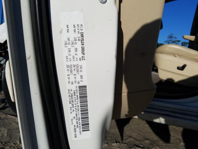 Photo 9 VIN: 2V4RW3D10AR138435 - VOLKSWAGEN ROUTAN SE 