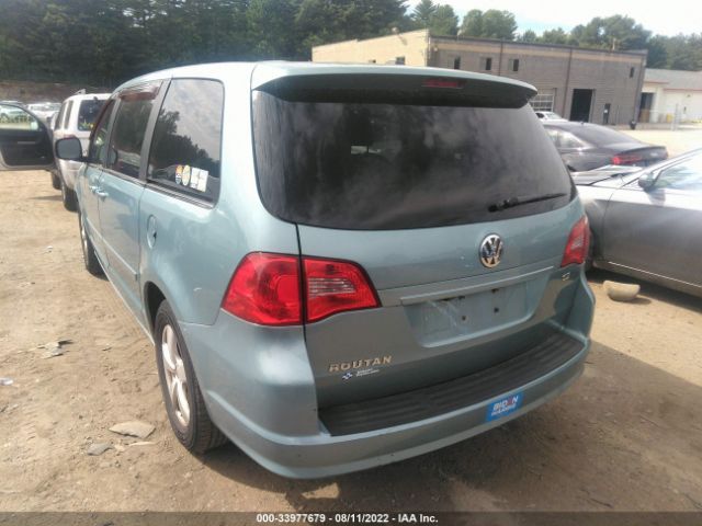 Photo 2 VIN: 2V4RW3D10AR231293 - VOLKSWAGEN ROUTAN 