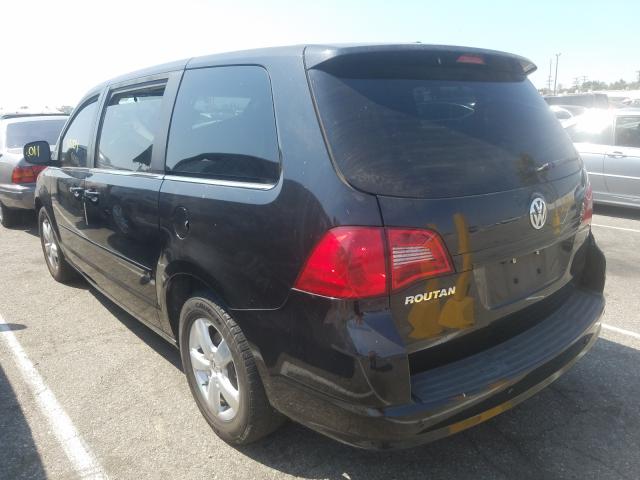 Photo 2 VIN: 2V4RW3D10AR236879 - VOLKSWAGEN ROUTAN SE 