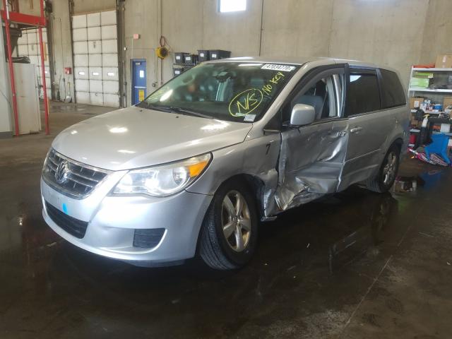 Photo 1 VIN: 2V4RW3D10AR259093 - VOLKSWAGEN ROUTAN SE 