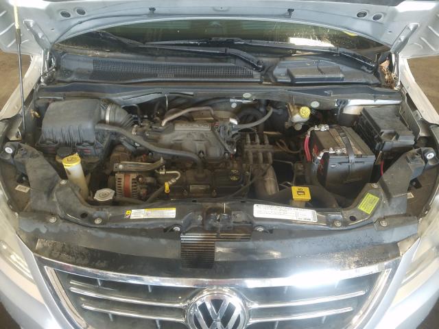 Photo 6 VIN: 2V4RW3D10AR259093 - VOLKSWAGEN ROUTAN SE 