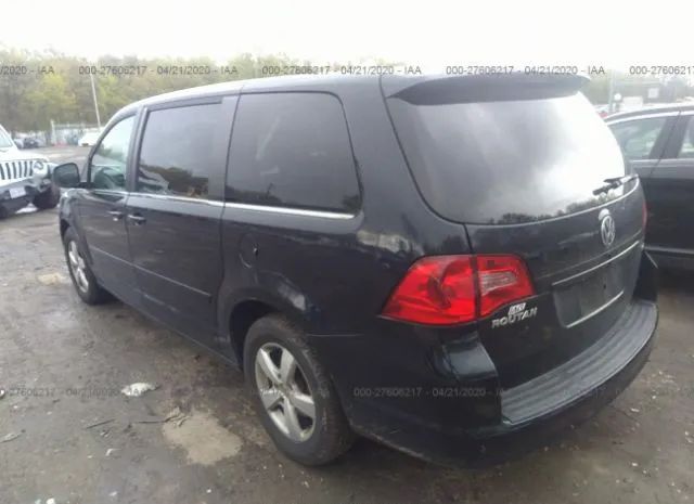 Photo 2 VIN: 2V4RW3D10AR294720 - VOLKSWAGEN ROUTAN 