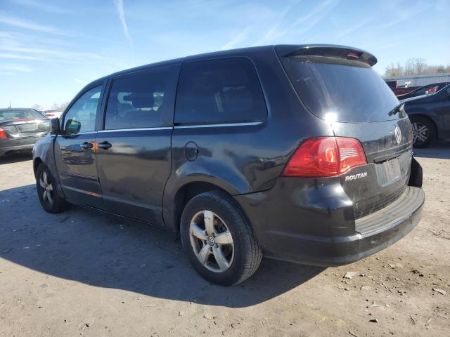 Photo 1 VIN: 2V4RW3D10AR295107 - VOLKSWAGEN ROUTAN SE 