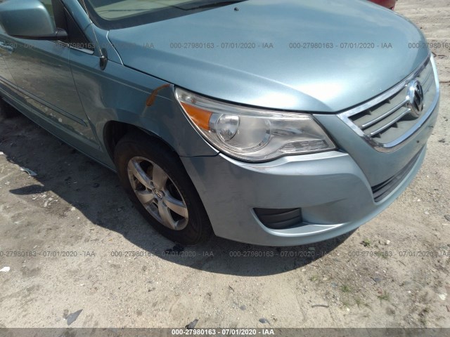 Photo 5 VIN: 2V4RW3D10AR295740 - VOLKSWAGEN ROUTAN 