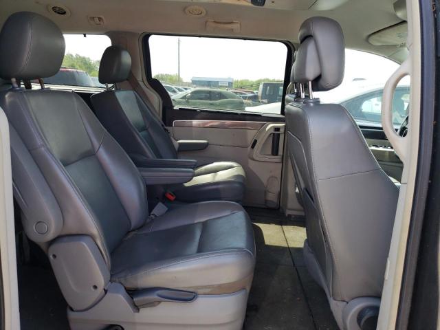 Photo 10 VIN: 2V4RW3D10AR393229 - VOLKSWAGEN ROUTAN 