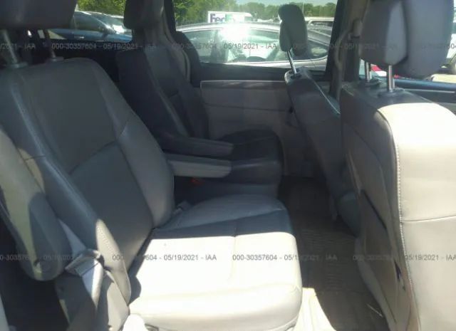 Photo 7 VIN: 2V4RW3D10AR395515 - VOLKSWAGEN ROUTAN 