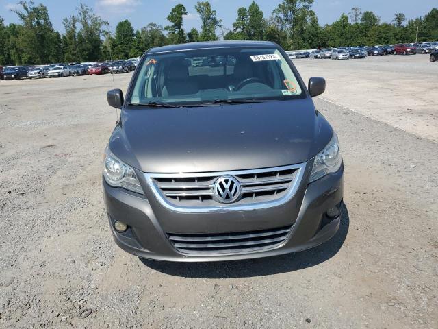 Photo 4 VIN: 2V4RW3D10AR407663 - VOLKSWAGEN ROUTAN SE 