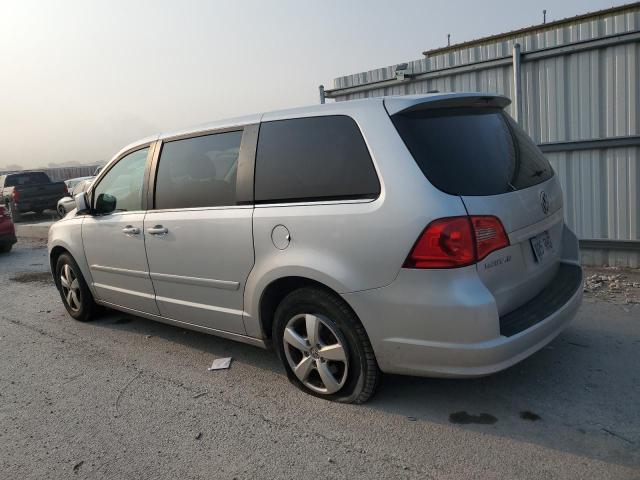 Photo 1 VIN: 2V4RW3D11AR138394 - VOLKSWAGEN ROUTAN SE 