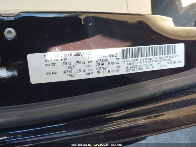 Photo 8 VIN: 2V4RW3D11AR227298 - VOLKSWAGEN ROUTAN 