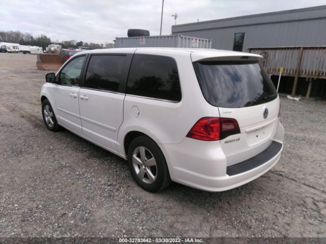 Photo 2 VIN: 2V4RW3D11AR316191 - VOLKSWAGEN ROUTAN 