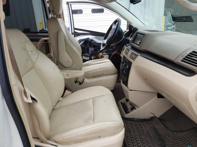 Photo 4 VIN: 2V4RW3D11AR323173 - VOLKSWAGEN ROUTAN SE 