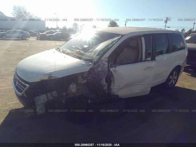 Photo 1 VIN: 2V4RW3D12AR167211 - VOLKSWAGEN ROUTAN 