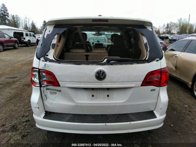 Photo 5 VIN: 2V4RW3D12AR184588 - VOLKSWAGEN ROUTAN 