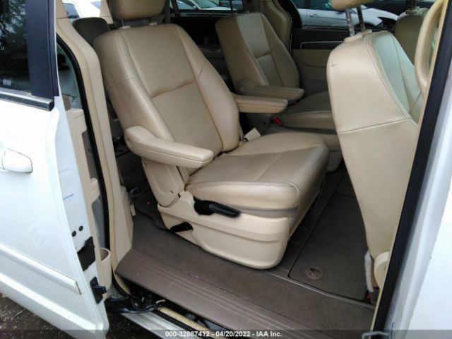 Photo 7 VIN: 2V4RW3D12AR184588 - VOLKSWAGEN ROUTAN 