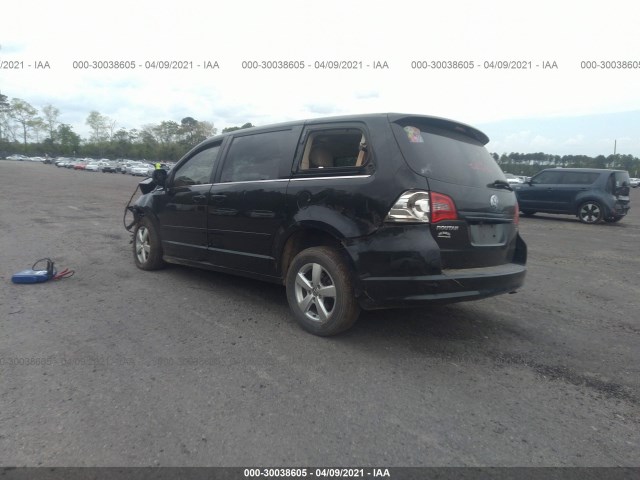 Photo 2 VIN: 2V4RW3D12AR190472 - VOLKSWAGEN ROUTAN 