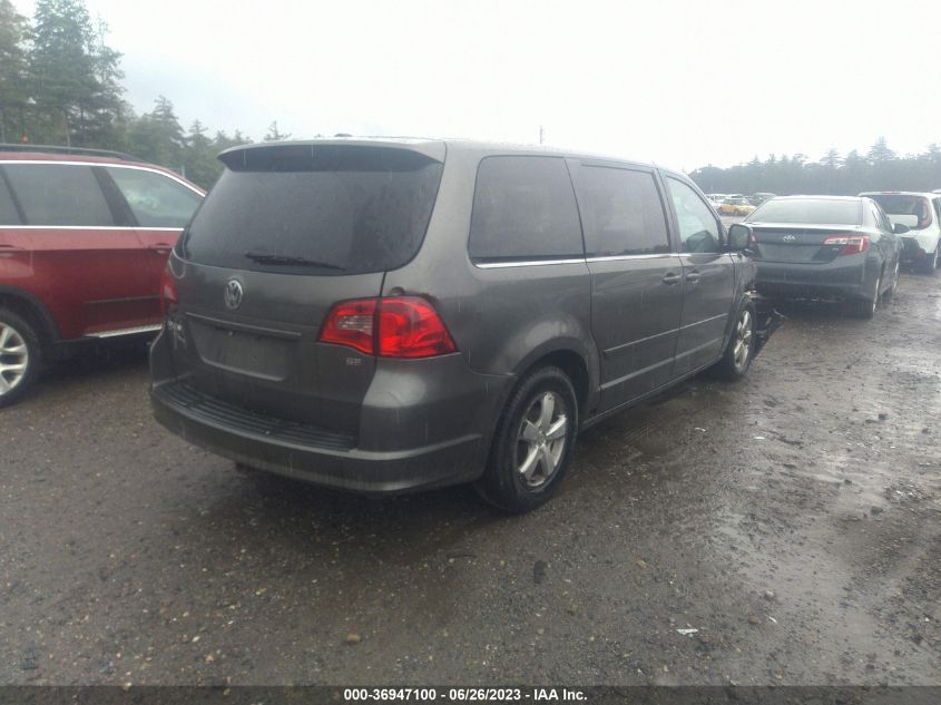 Photo 3 VIN: 2V4RW3D12AR231294 - VOLKSWAGEN ROUTAN 