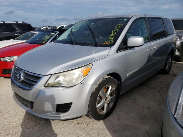 Photo 1 VIN: 2V4RW3D12AR236804 - VOLKSWAGEN ROUTAN SE 