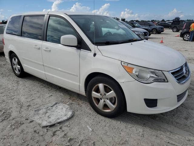 Photo 3 VIN: 2V4RW3D12AR295223 - VOLKSWAGEN ROUTAN SE 