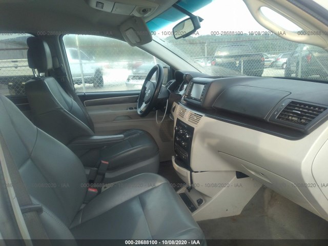 Photo 4 VIN: 2V4RW3D12AR424478 - VOLKSWAGEN ROUTAN 