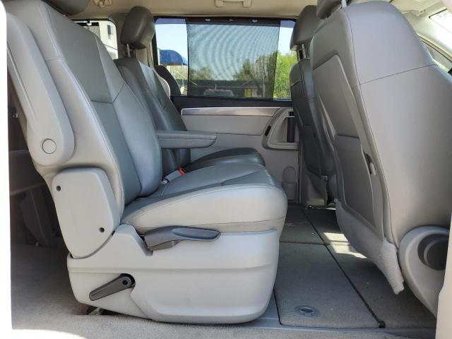 Photo 10 VIN: 2V4RW3D13AR159182 - VOLKSWAGEN ROUTAN 