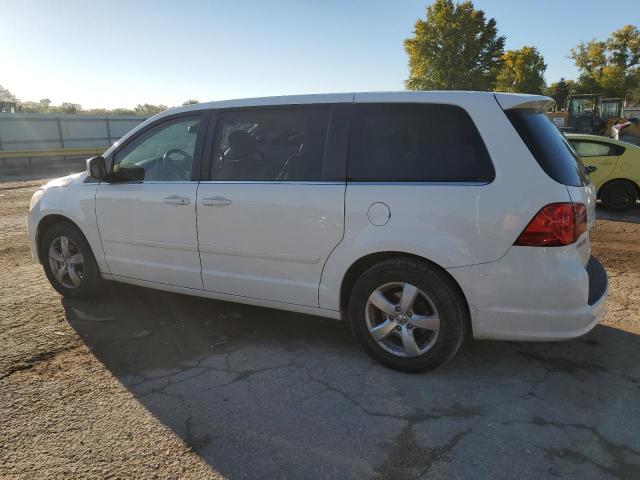 Photo 1 VIN: 2V4RW3D13AR167217 - VOLKSWAGEN ROUTAN SE 