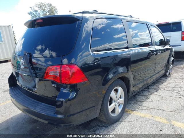 Photo 3 VIN: 2V4RW3D13AR184499 - VOLKSWAGEN ROUTAN 