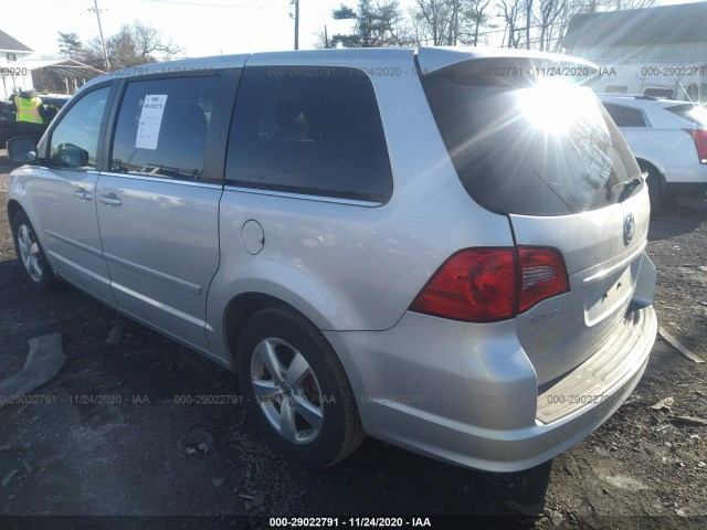 Photo 2 VIN: 2V4RW3D13AR186706 - VOLKSWAGEN ROUTAN 