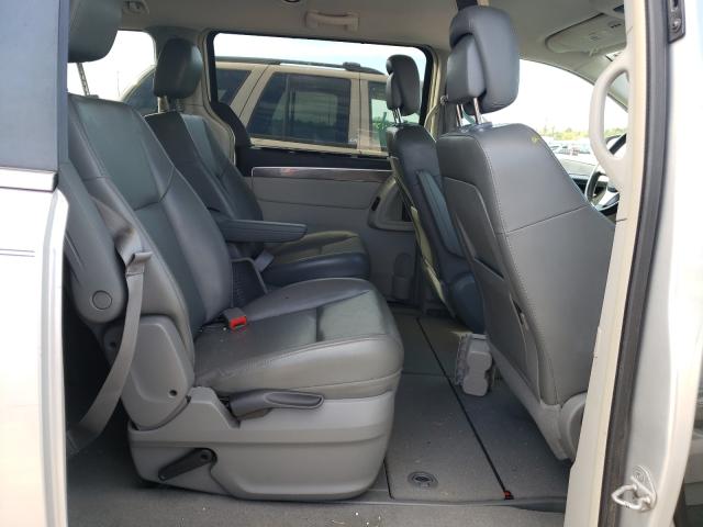 Photo 5 VIN: 2V4RW3D13AR306195 - VOLKSWAGEN ROUTAN SE 