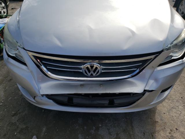 Photo 8 VIN: 2V4RW3D13AR306195 - VOLKSWAGEN ROUTAN SE 