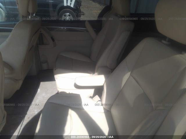 Photo 7 VIN: 2V4RW3D13AR325135 - VOLKSWAGEN ROUTAN 