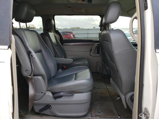 Photo 5 VIN: 2V4RW3D14AR159255 - VOLKSWAGEN ROUTAN SE 