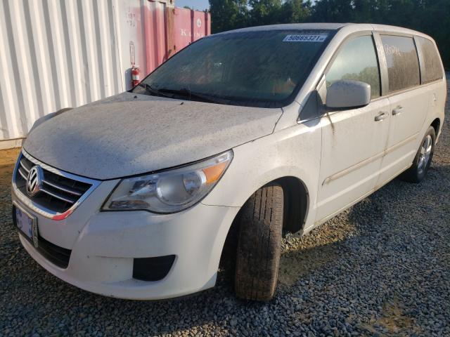 Photo 1 VIN: 2V4RW3D14AR168831 - VOLKSWAGEN ROUTAN SE 