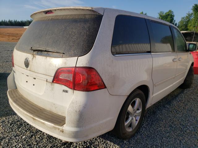 Photo 3 VIN: 2V4RW3D14AR168831 - VOLKSWAGEN ROUTAN SE 