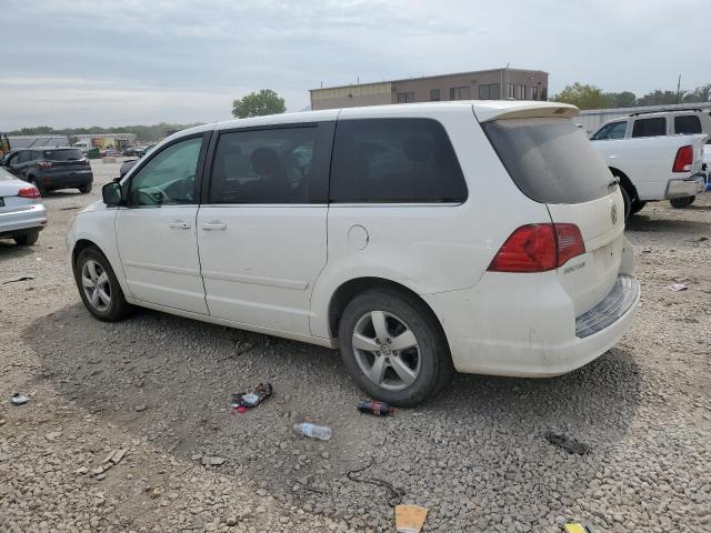 Photo 1 VIN: 2V4RW3D14AR174287 - VOLKSWAGEN ROUTAN SE 